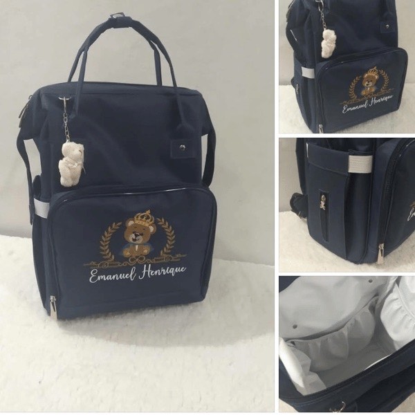 Mochila multifuncional azul-marinho personalizada com nome e ursinho bordados